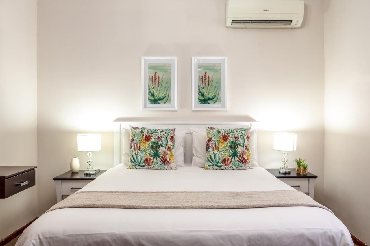 Star Apartments เคปทาวน์ ภายนอก รูปภาพ