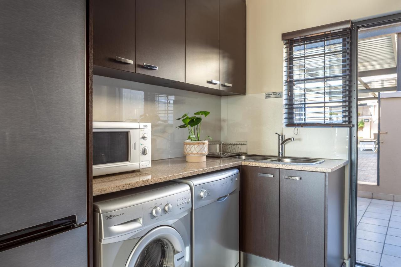 Star Apartments เคปทาวน์ ภายนอก รูปภาพ